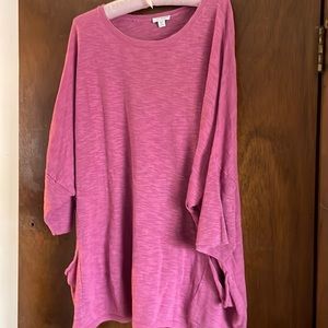 Cotton-linen blend top.